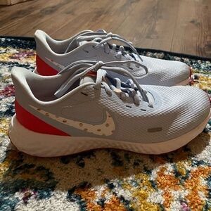 Ladies Nike Running Shoes Size 9